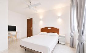 Hostal la Embajada